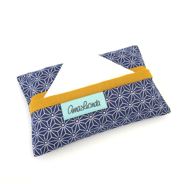 Pocket Tissue holder with geometric pattern