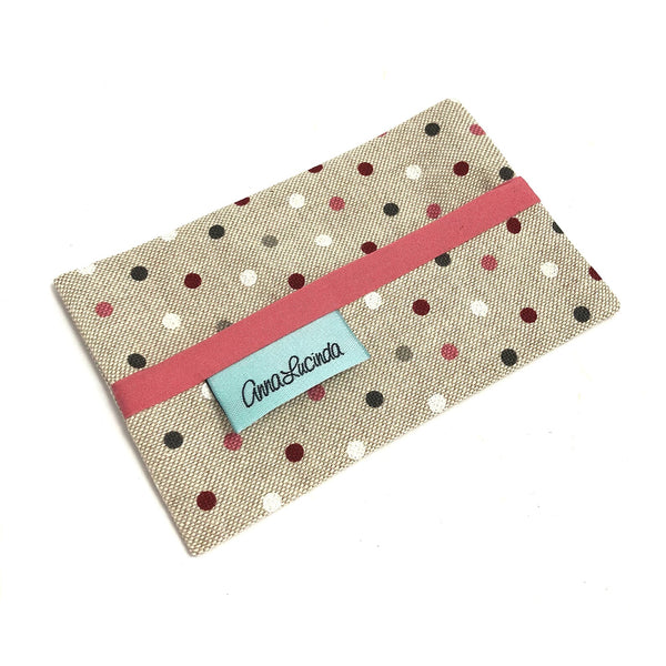 Polka dot tissue cover