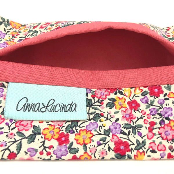 Anna Lucinda label, fabric tissue holder