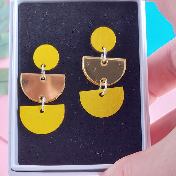 Yellow Semicircles Dangly Earring with Gold Mirror