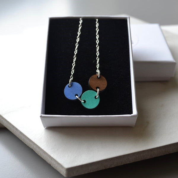 Walnut Three Small Green, Blue and Plain Circles Necklace